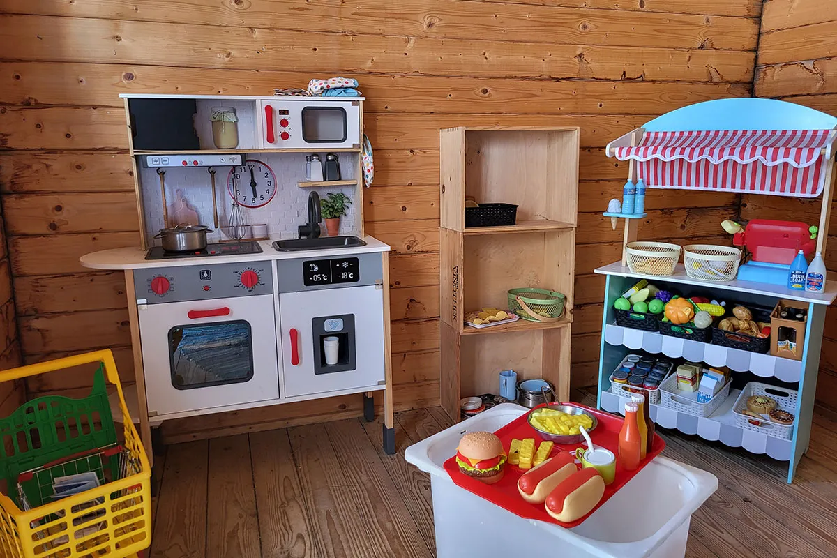 Spielhaus für Kinder am Bauernhof Hansalagut